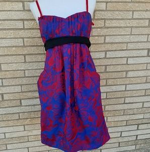 BCBGMAXARIA with 2 Pockets on the side size 0